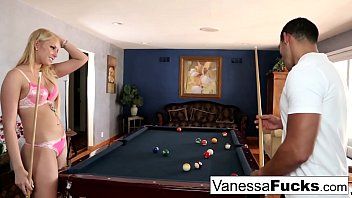 play Blondes who take the biggest cock in pussy