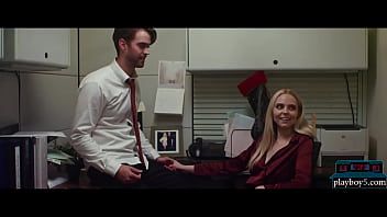 play Porn with an accountant girl with big breasts doing xxx at the office