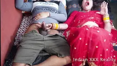 play Sensuele stiefmoeder in een stomende pre-holi-ontmoeting