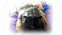 play Big Ass Slut prende una faccia piena di sperma dopo essere tornato a casa