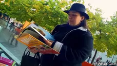 Reproducir Moreta curvilínea BBW con enorme culo chupa y cabalga gran polla