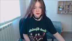 play Beau émission de webcam pour adolescents: clignotement de la chatte et plaisir de gode