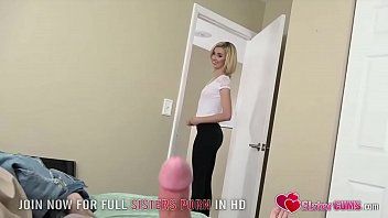 play Prins cand isi freaca pula si ajutat de surioara excitata cu o muie brutala