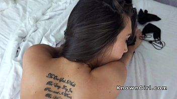 play Suka pozbywa się seksu analnego, ale nie z brutalnego lodzika